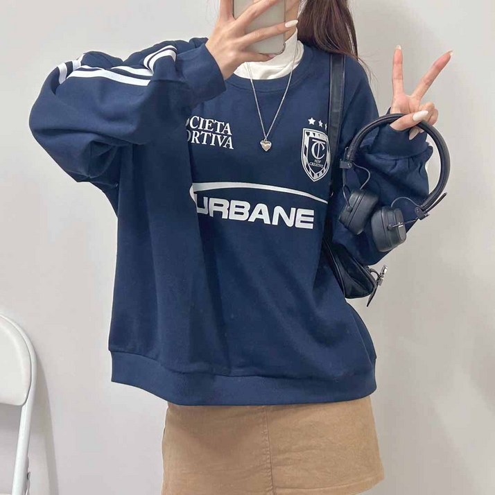 힙한 휘뚜루 꾸안꾸 스포티 레이싱 어반 져지 오버핏 레터링 라인 맨투맨4color