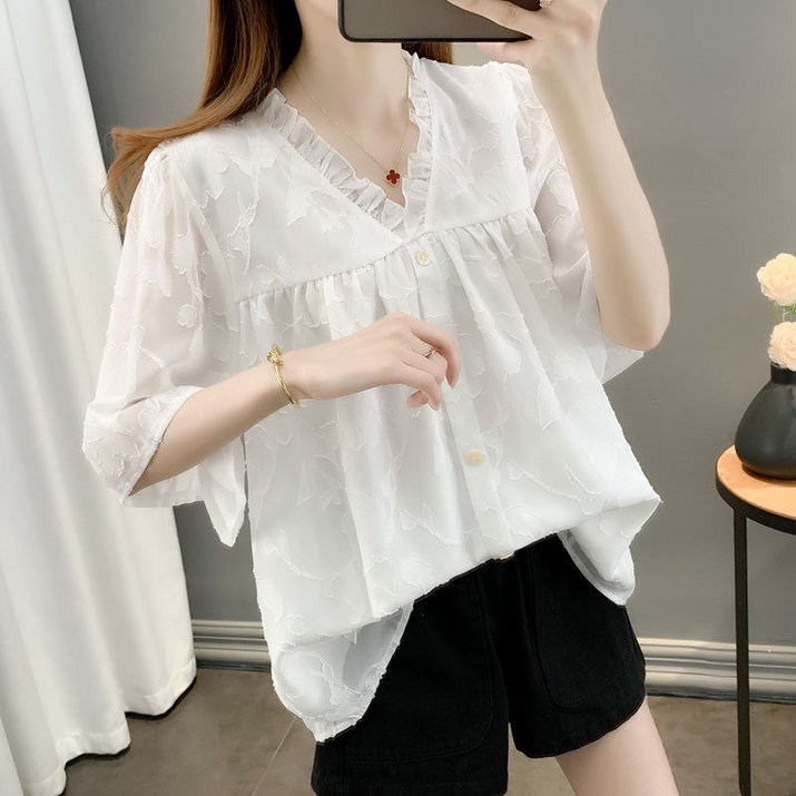 쩐쿠 여름 여성 레이스 브이넥 빅사이즈 단추 프릴 블라우스 8100 쩐쿠 여름 여성 레이스 브이넥 빅사이즈 단추 프릴 블라우스 8100