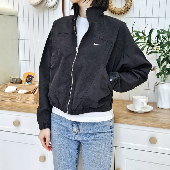 나이키 NSW 여성 바람막이 점퍼 자켓 집업 트레이닝복 러닝복 자외선 차단 운동복 블랙