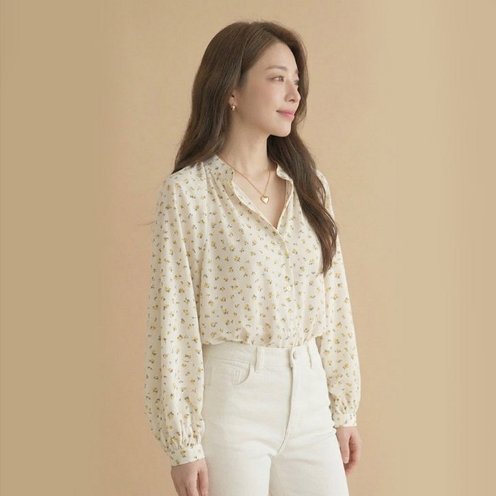 드마엘 여성 아멜리아 헨리넥 플라워 패턴 셔츠 블라우스 델로나