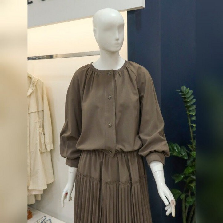 나이스클랍 니트넥 스트링 블라우스(A234PWB901)KA_ 2887380