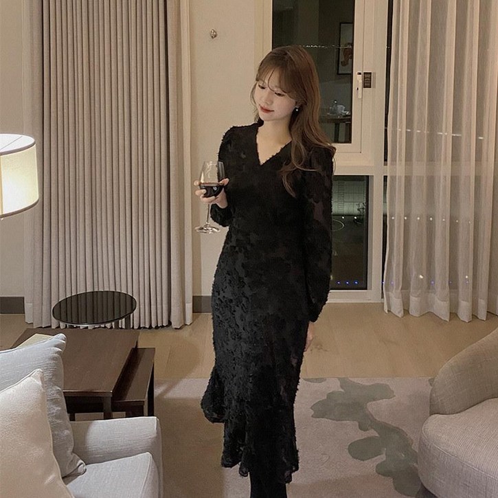 FANSYLI 봄가을 브이넥 레이스 원피스 여성 신상 날씬해 보이는 머메이드 원피스 긴팔 미디 랩 원피스 W2505M09