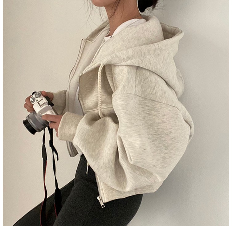 라라홀리 트렌디 크롭 세미 오버핏 후드 집업