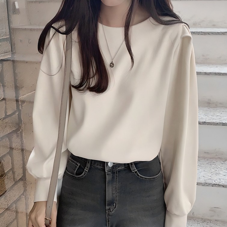 뮤리엘 숄더 소매 셔링 포인트 블라우스 뮤리엘 숄더 소매 셔링 포인트 블라우스